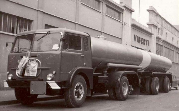 CAMION NONNO Camion Gallo Group - 1950